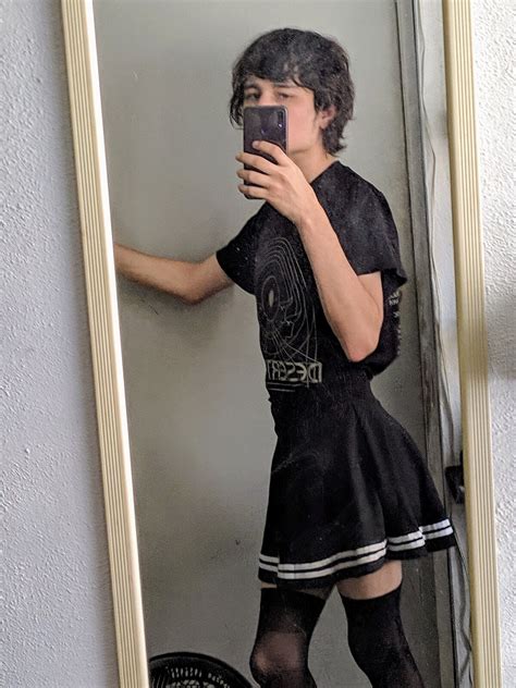 femboy .